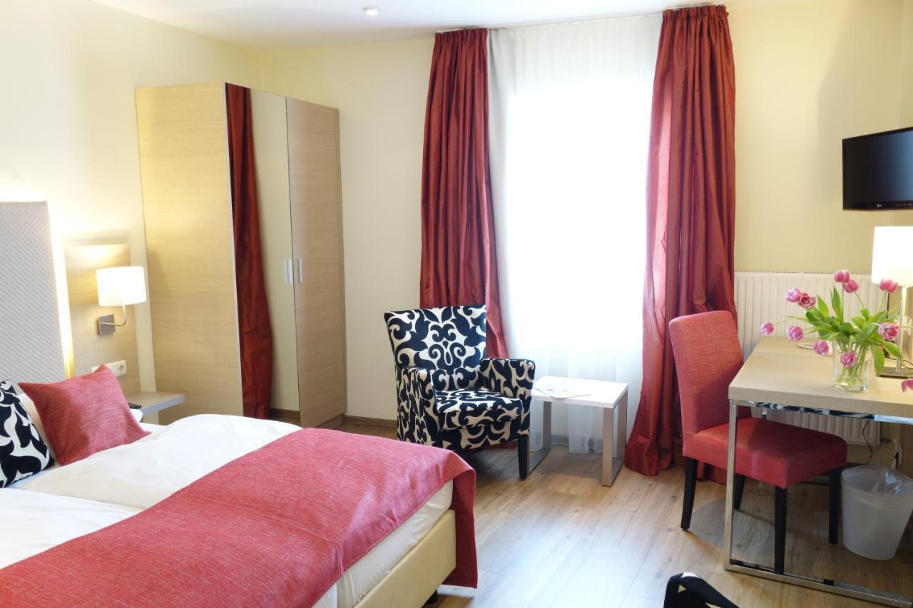 Hotel-Appartement Sonne Gersfeld Esterno foto